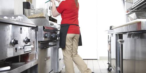 Top Safety Tips for Cafeteria Workers